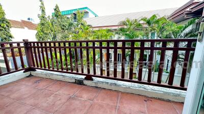 House with private swimming Pool and Garden - Sukhumvit Thong Lo BTS