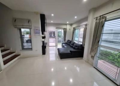 Single house for sale in Sriracha, Crystal Plus, Nong Yai Bu-Sriracha, near Robinson Sriracha.