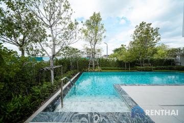 Modern Luxury villa for sale in the biggest village in Pattaya.