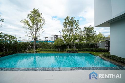Modern Luxury villa for sale in the biggest village in Pattaya.