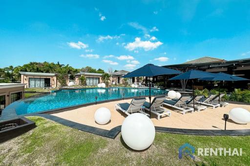 Investment Opportunity! Huge Resort Styled Pool Villa for Sale!