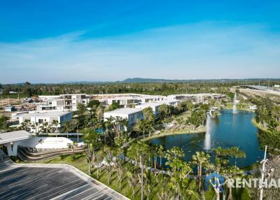 Super luxury villa in Pattaya Thailand only 6 units in the village.