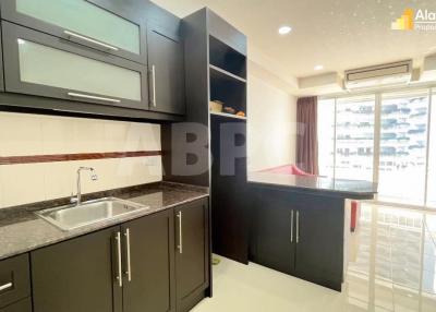 2 Bed 2 Bath in Wong Amat ABPC1057