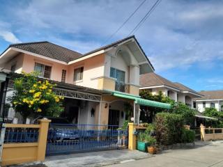 Single house for sale in Huai Kapi Nichada Village, great location, near Central Chonburi.