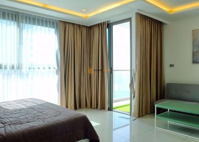 Studio Condo in Wong Amat Tower Wongamat