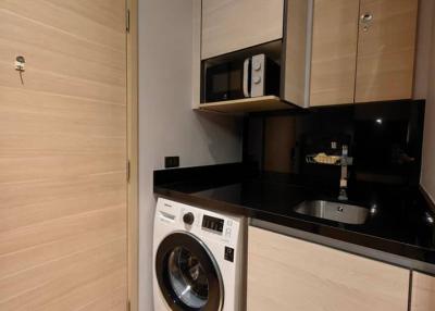 Studio Condo at Park Origin Phrom Phong near BTS Phrom Phong