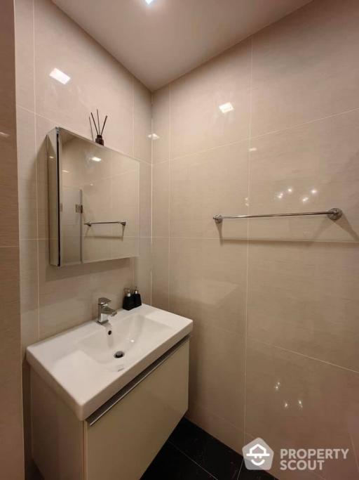 Studio Condo at Park Origin Phrom Phong near BTS Phrom Phong