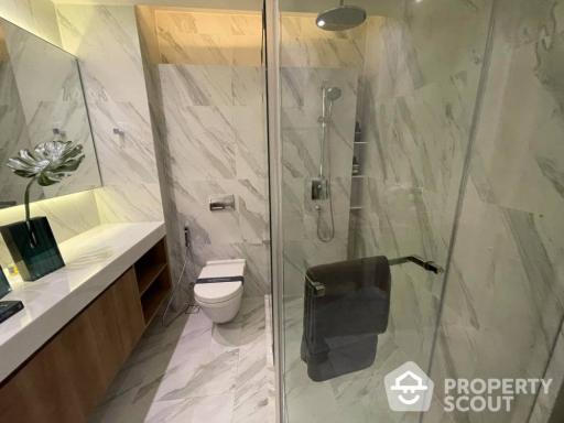 1-BR Condo at Muniq Sukhumvit 23 near MRT Sukhumvit