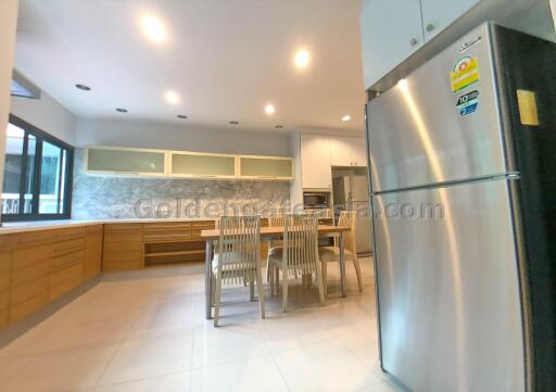 4-Bedrooms single house with garden in secure compound - Sathorn