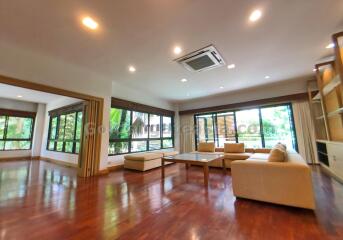 4-Bedrooms single house with garden in secure compound - Sathorn