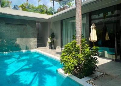 2 Bedroom 320 SQ.M. Villa For Sale In Pasak Phuket