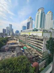 Condo for Rent at Manhattan Chit Lom