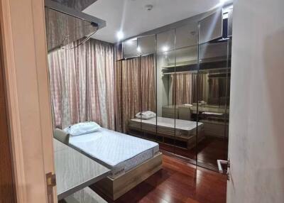 Condo for Rent at Manhattan Chit Lom