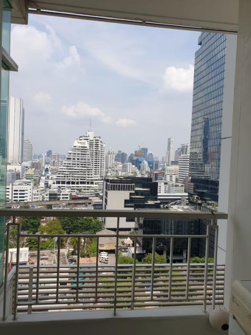 Condo for Rent at Ivy Sathon 10