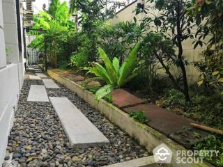 4-BR Apt. near MRT Phetchaburi