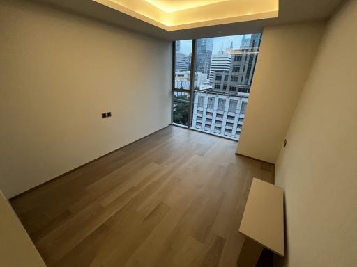 For SALE : Tonson One Residence / 2 Bedroom / 3 Bathrooms / 117 sqm / 44500000 THB [11131144]