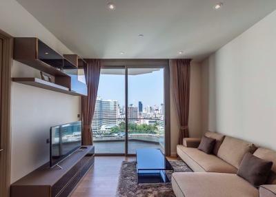 2 bed Condo in Magnolias Waterfront Residences Khlong Ton Sai Sub District C012458