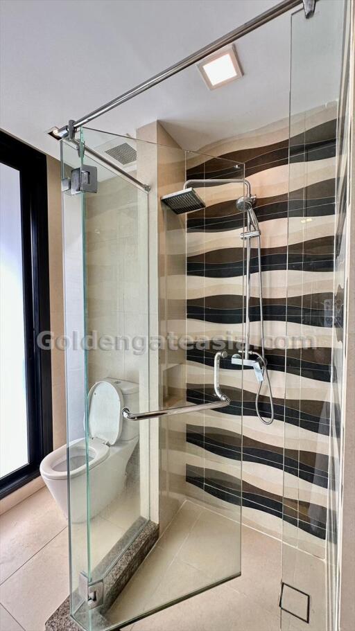 Modern luxurious 4-Bedrooms plus Study Apartment - Sukhumvit soi 31