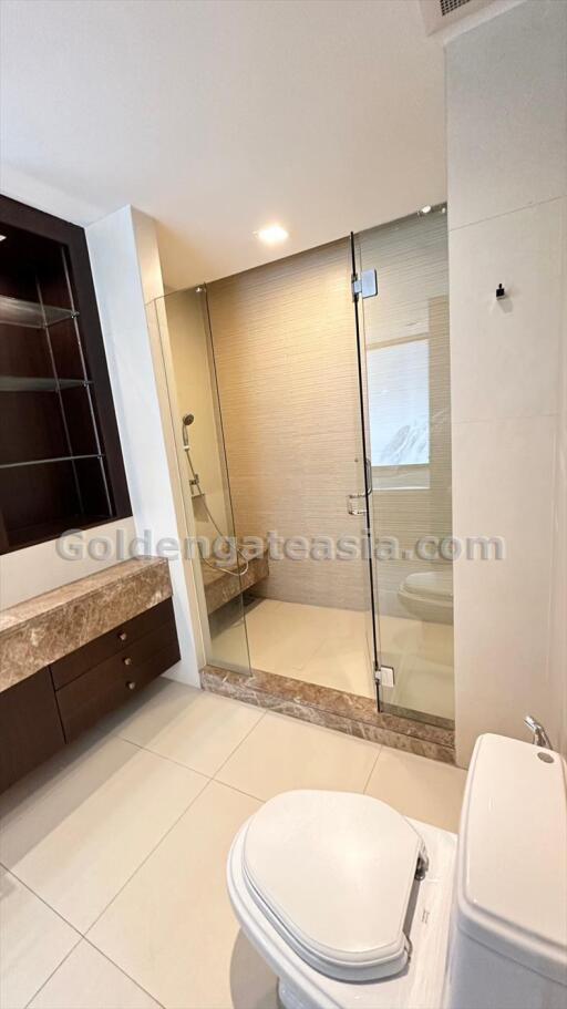 Modern luxurious 4-Bedrooms plus Study Apartment - Sukhumvit soi 31