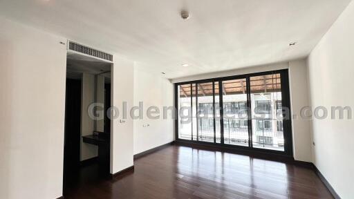 Modern luxurious 4-Bedrooms plus Study Apartment - Sukhumvit soi 31