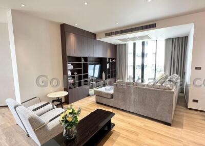 3-Bedrooms plus Study High-End Apartment - Sukhumvit 39 (Phrom Phong)