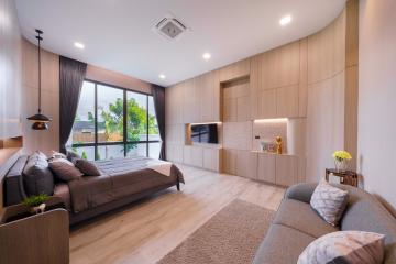 6 bedroom House in M Mountain Grand Villa East Pattaya