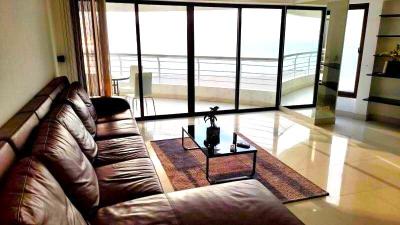 3 bedroom condo with breathtaking sea view