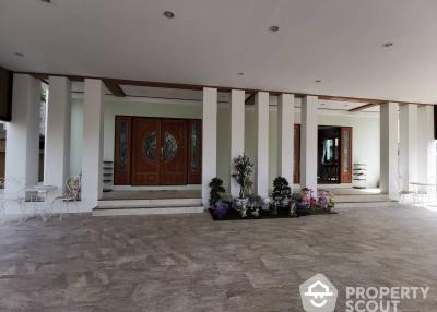 4-BR House near BTS Punnawithi (ID 511709)