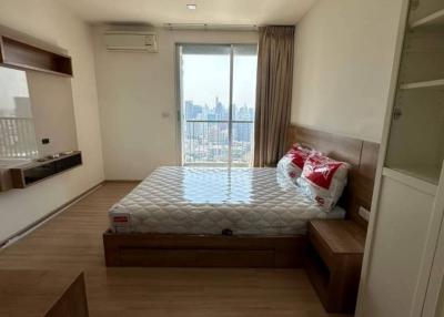 1-BR Condo at Rhythm Phahon-Ari near BTS Saphan Khwai