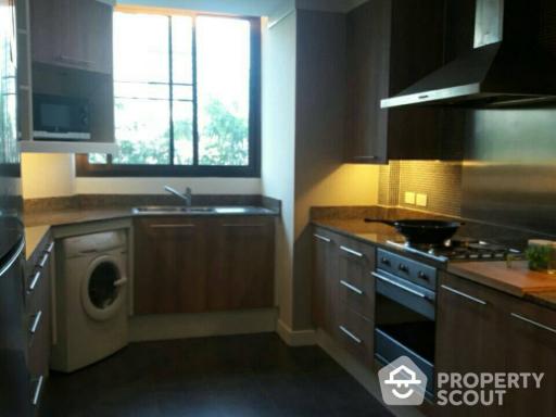 2-BR Apt. near BTS Phloen Chit (ID 514488)