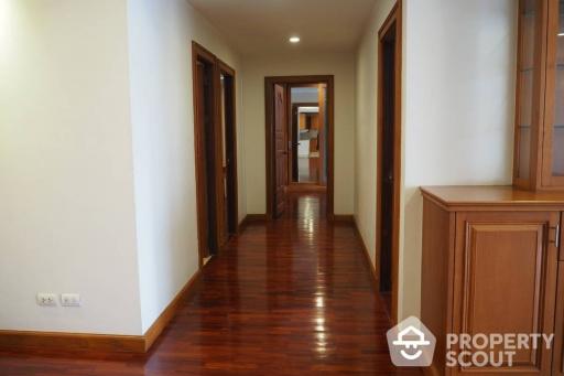 3-BR Apt. near BTS Phloen Chit