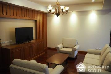 3-BR Apt. near BTS Phloen Chit