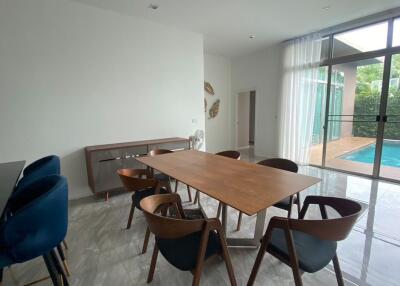 3 Bedrooms Pool villa for Sale in San Pak wan, Hang dong