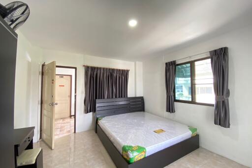 36 rooms apartment for sale in Chang Phuak, Chiang Mai