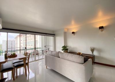 2 bed newly renovated unit for sale in Muang Chiang Mai