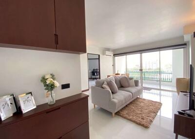 2 bed newly renovated unit for sale in Muang Chiang Mai