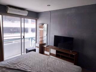 089-515-5440, selling a condo in Ladprao 87, next to the expressway, 63 sqm for 1.7 million baht.