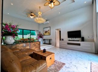 Modern 3 Bedroom Pool Villa for Sale in Cherngtalay, near Boat Avenue, Laguna & Golf