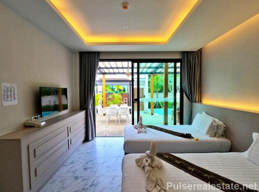 Modern 3 Bedroom Pool Villa for Sale in Cherngtalay, near Boat Avenue, Laguna & Golf