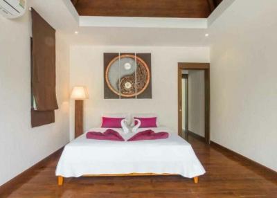 Beautifully renovated 2 bedroom pool villa in Rawai