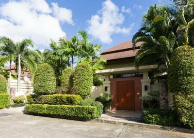 Baan Pattama 2 Bedrooms With Private Pool Villa For Sale at Nai Harn-Rawai Phuket