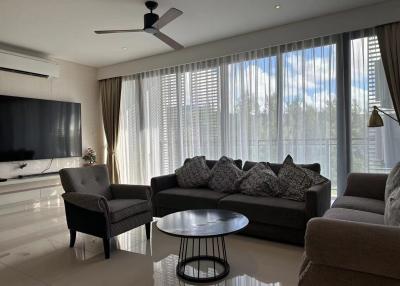 Condominium 3 Bedrooms For Sale at Choeng Thale Phuket