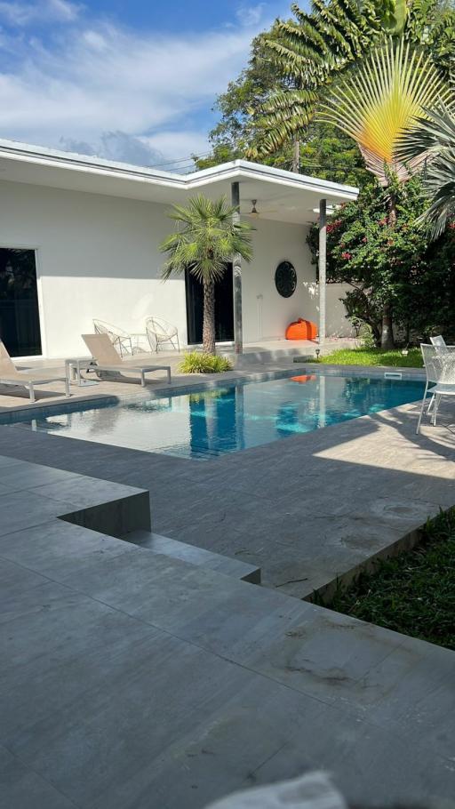 4 Bedrooms Villa With Private Pool For Sale In Rawai Phuket