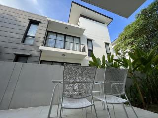 5 Bedrooms Private Pool Villa For Sale In Laguna Phuket