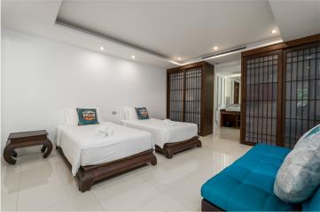 3 Bedrooms Penthouse With Sea View For Sale In Kata Beach Phuket