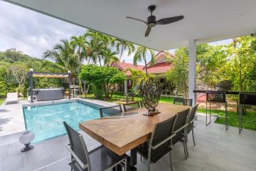 Luxury 4 bedroom with private pool villa for sale in Nai Harn