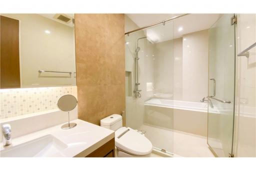 For Rent : Bright Sukhumvit 24 -  Modern 2 Bedroom  in the Heart of Sukhumvit