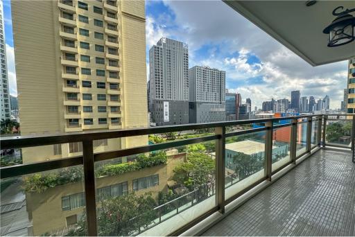 For Rent : Bright Sukhumvit 24 -  Modern 2 Bedroom  in the Heart of Sukhumvit - 920071001-12467