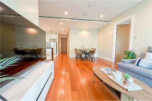 For Rent : Bright Sukhumvit 24 -  Modern 2 Bedroom  in the Heart of Sukhumvit