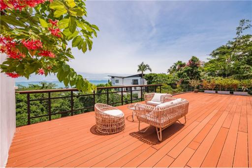 Stunning Luxury 4-BR Sea View Pool Villa in Bang Por, Koh Samui